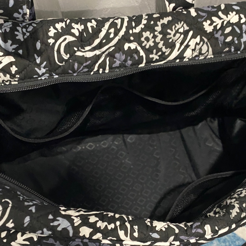 Source Unknown Black and White Travel Bag - Picture 4 of 4